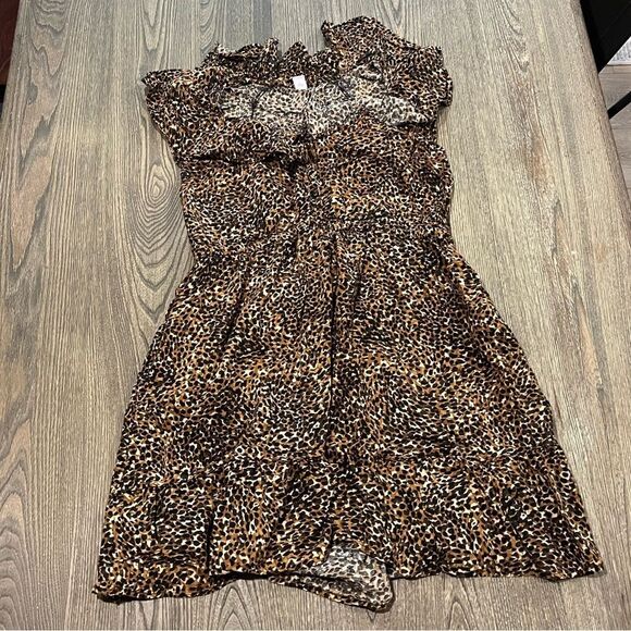 Old Navy Waist-Defined Ruffle-Trim Mini Dress Ruffled V-Neck Leopard Print Large - Picture 1 of 6